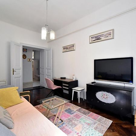 1Br In Central Zagreb & Main Station, Free Parking Apartman Kültér fotó