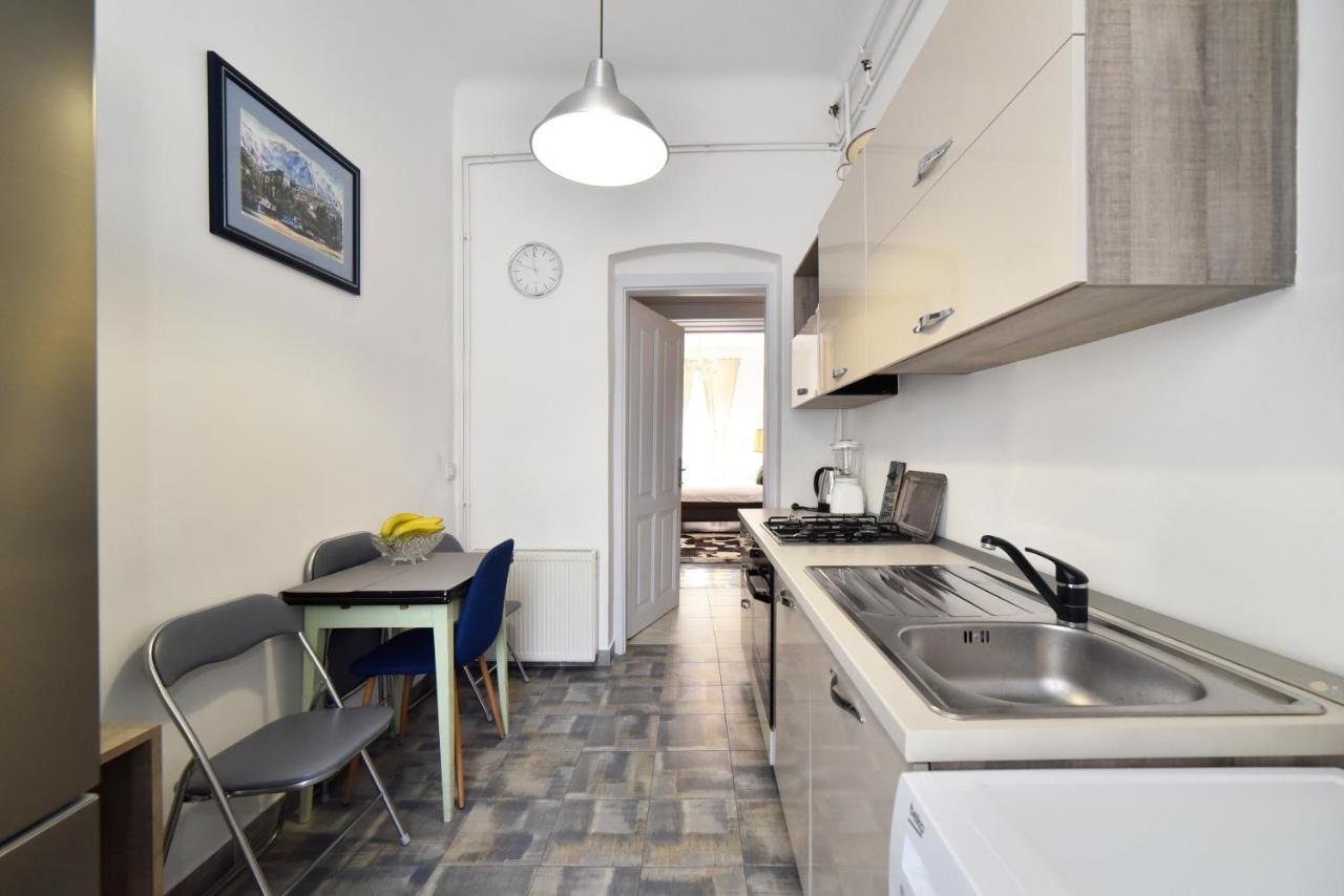 1Br In Central Zagreb & Main Station, Free Parking Apartman Kültér fotó