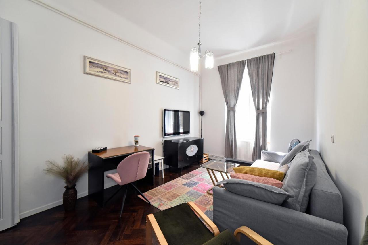 1Br In Central Zagreb & Main Station, Free Parking Apartman Kültér fotó