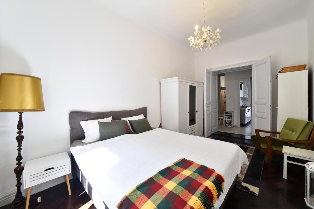 1Br In Central Zagreb & Main Station, Free Parking Apartman Kültér fotó
